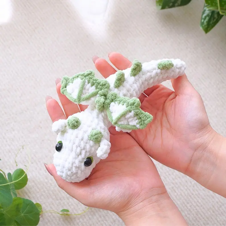 Emerald Frost Dragon Crochet, Amigurumi Crochet, Handmade Amigurumi Crochet, Adorable Dragon Crochet (Handmade goods will be made by hand so the production time will be a little longer)