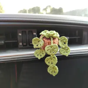 Handmade Crochet Plant Design Car Vent Clip, Decorative Air Vent Accessory for Women, Car Ornament, Unique Handcrafted Auto Interior Decoration, Automotive Decorative Accessories
