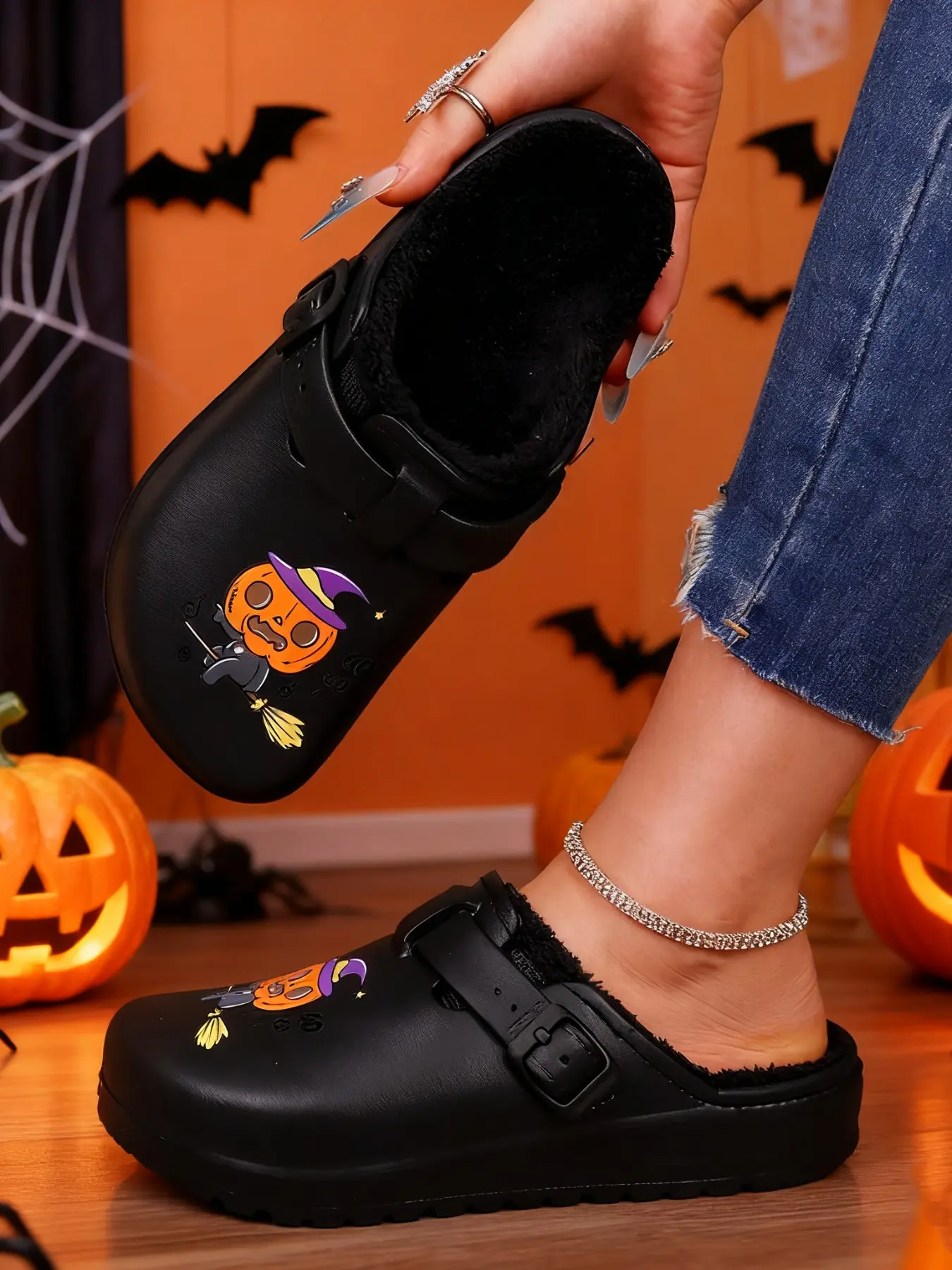 Women's Halloween Witch Hat Shoes, Pumpkin Print Winter Boots with Adjustable Strap, Warm Plush Lining, Indoor Outdoor Platform Sneakers