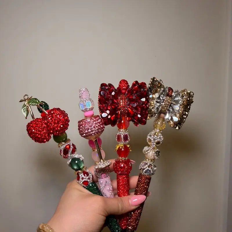 Rhinestone pen design