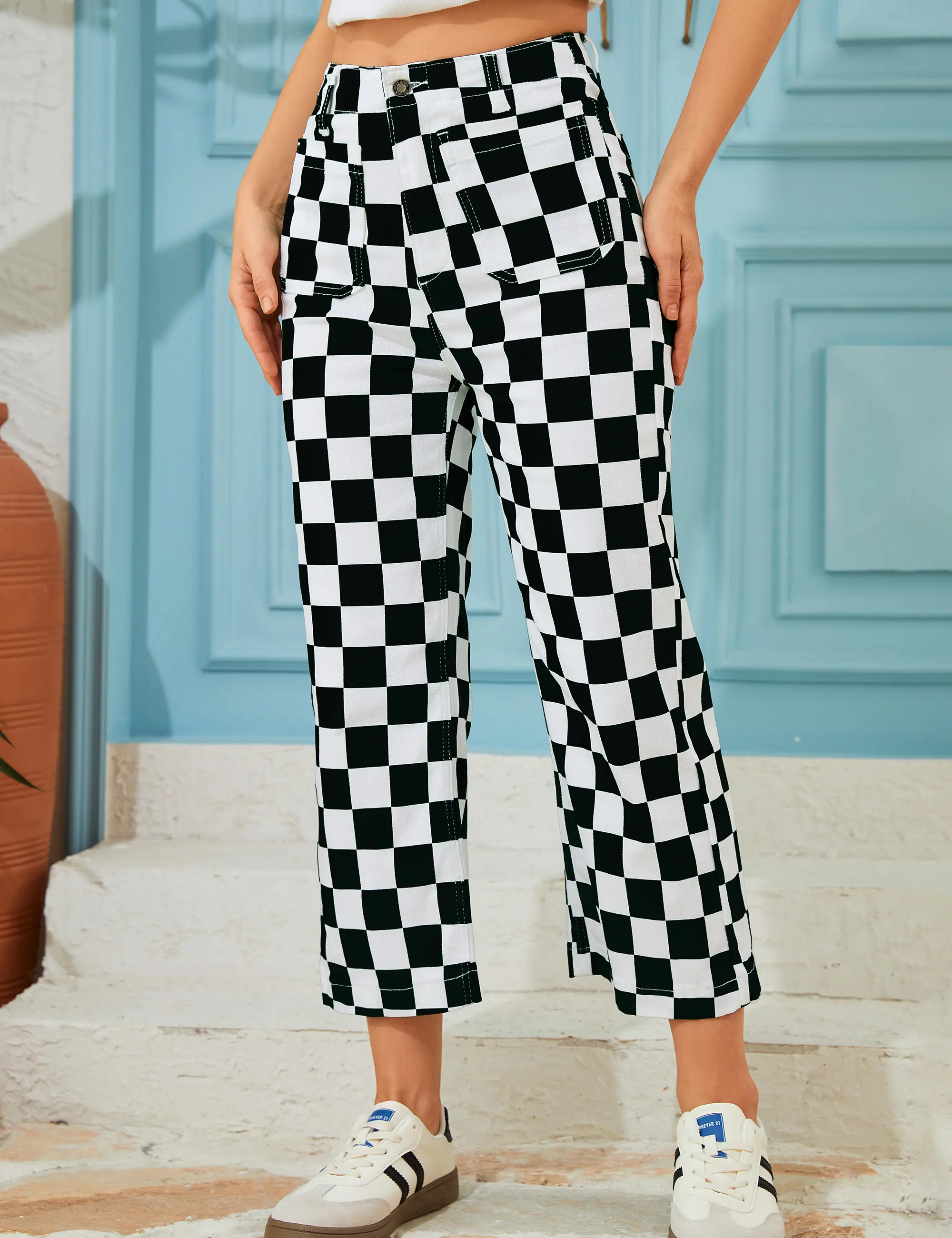 ODEFOU Lady's Football Fan Checkered Stretchy Denim Cropped Fitted Jeans - Straight Leg, Front Zip, 5-Pocket, Street Chic Bottom Clothes for Spring Summer, Game Day Tailgate Party Outfits, Pants, Straight‑Leg Ease