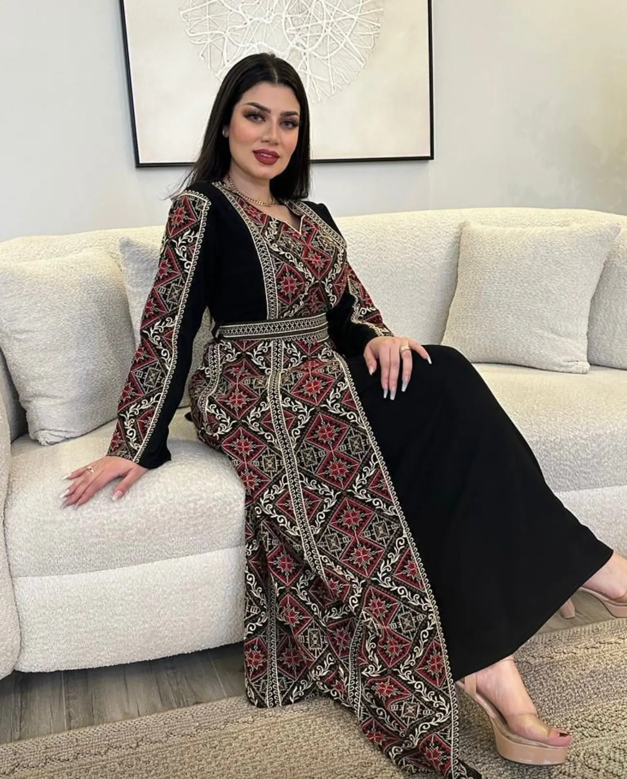 Women's Janeen Thobe Traditional Dress - Elegant Embroidered Long Sleeve Loose Fit Soft Garment, Plus Size 2XL, Ideal for Eid & Ceremonies, Perfect Gift for Her