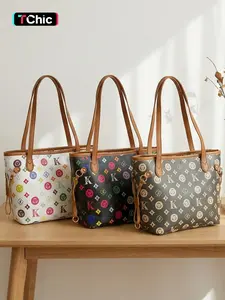 Women's Large Capacity Casual Tote Bag, Full-Print Design, Dual Handles, Zipper Closure, Suitable for Commuting & Travel, Cute Cartoon Pattern, Storage Tote Bag, Casual Commuter Bag