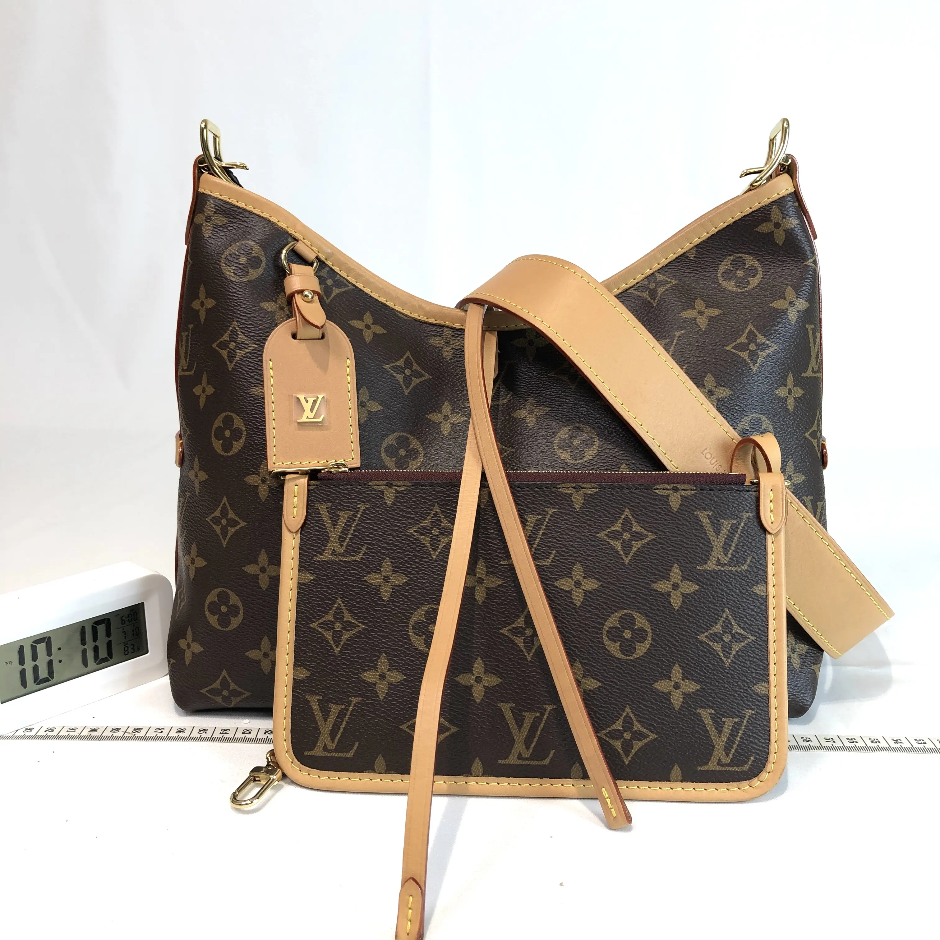 Pre-owned Louis Vuitton leather Shoulder Bags CarryAll Monogram Canvas Hobo Shoulder Bag 001346