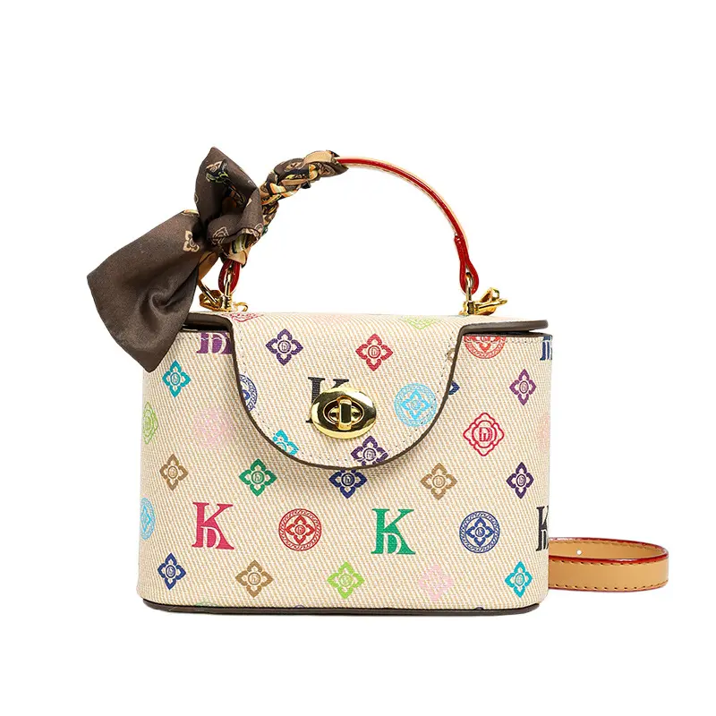 Elegant mini box handbag, versatile and stylish, comes with a silk scarf Casual Everyday Bag Fashionable Purse