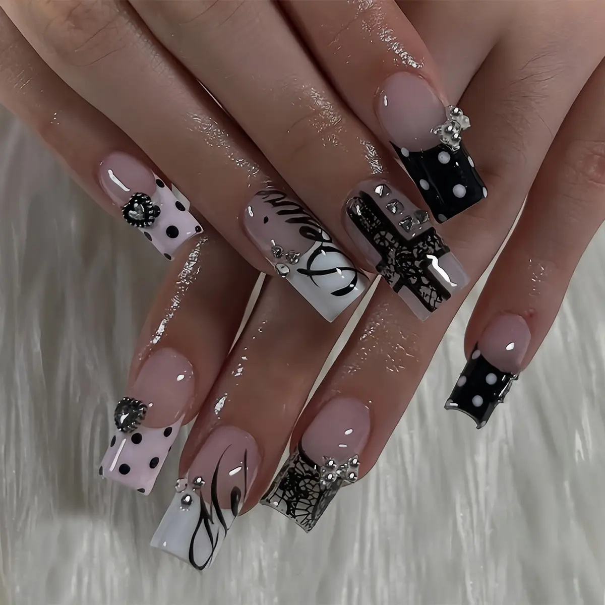 24-Piece Square Fake Nail Art Set, Nail Designs Dark Style Press-On Nails with Rhinestones, Black Polka Dots, Metallic Hearts and Hollow Spider-Web French Tips, Ideal for Parties and Daily Wear