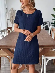 Elegant Fashion Lightweight Pocket Gingham Dress, Stylish and Comfortable, Perfect for Daily Wear, Trendy and Chic Design, Ideal for All Seasons