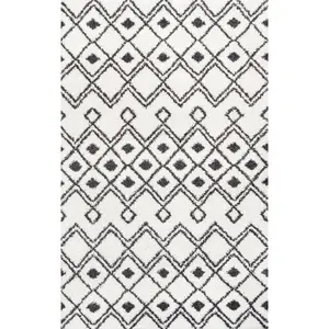 Caimari Moroccan Diamond Shag Area Rug