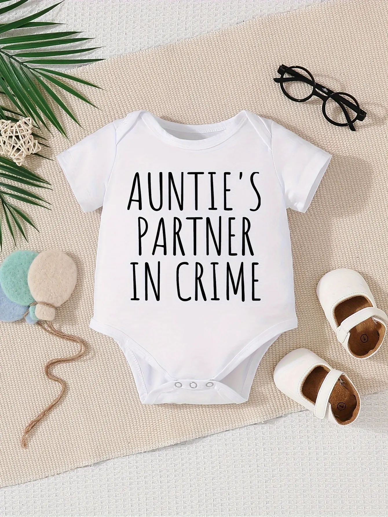Unisex Baby Bodysuit, Short-Sleeve Cotton Onesie with Funny Letter Slogan, Crew Neck Newborn Outfit for Everyday Wear, Humor, Outfits, Letters, Fitted, Basic, Playful, 0 - 3 Months, Clothes, 0-3M, Auntie's Partner In Crime Slogan, Above The Knee