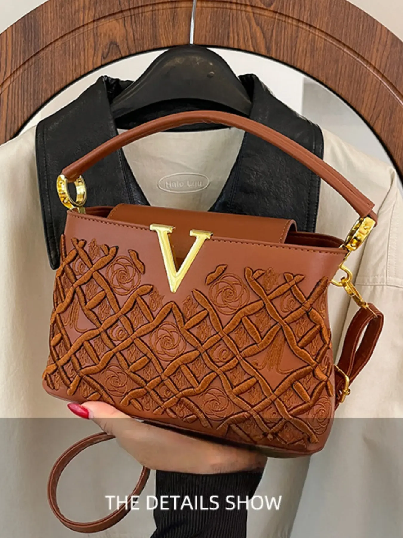Fashion Versatile Trendy Shoulder Crossbody Bag, Fashionable Shoulder Bag, Casual Handbag Satchel, Rhombus Embroidery High-End Vintage Handbag, Stylish and Durable Accessory