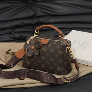 2026 New Vintage Print Commuter Shoulder Bag cross-body bag versatile shoulder bag Women's Bag high-end fashion multi-partition pillow bag