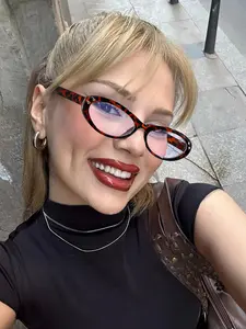 High-Quality Fashion Tortoiseshell Heart Design Oval Frame Glasses, Anti-Blue Light Casual Eyewear for All Seasons, Lightweight and Durable, Trendy Eyewear, Chic Tortoise Glasses