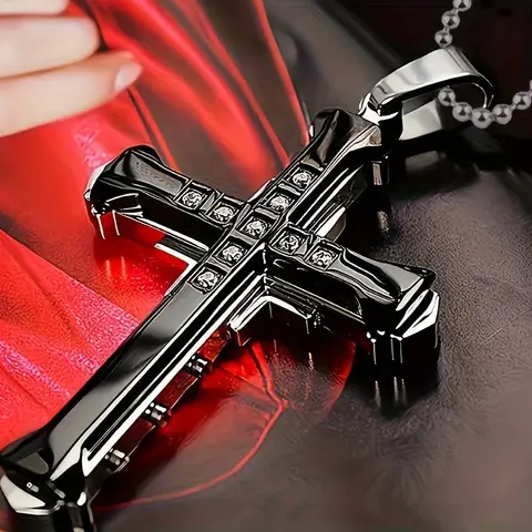 1Pcs Elegant Titanium Steel Cross Pendant Necklace with Zirconia Inlay - Classic Vintage Style, Perfect for Casual Attire & Gifting