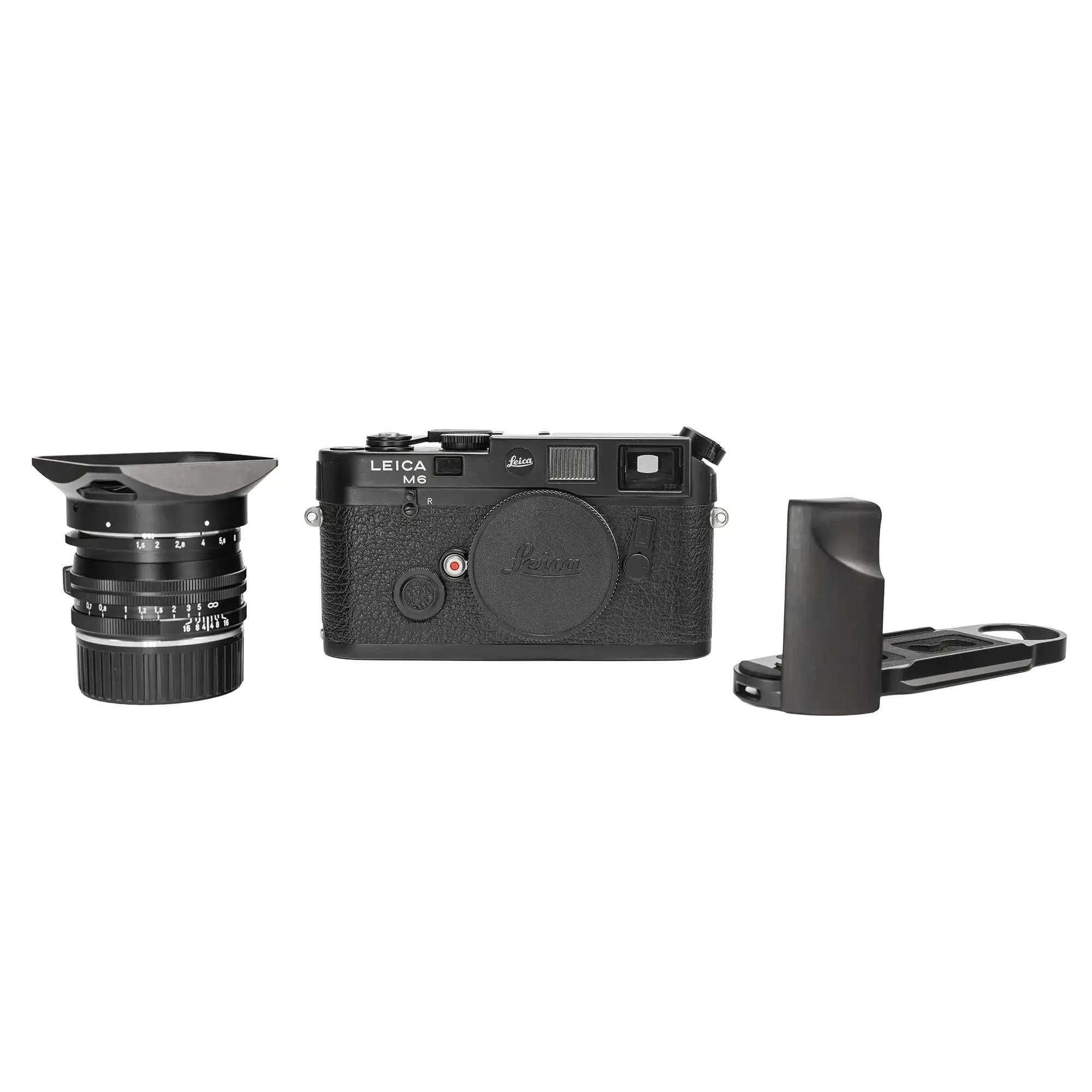 Leica M6 x0.85 Classic 1998 Black with 50mm Voigtlander Nokton Classic II M.C Lens