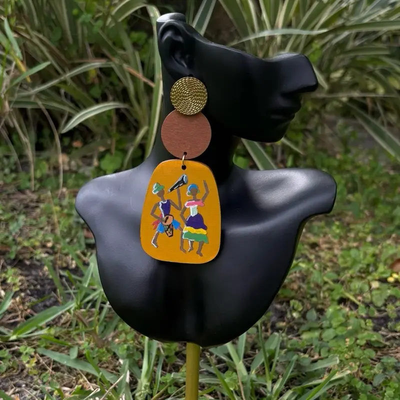 Artisanal earrings