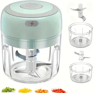 Electric Garlic Mincer Grinder, Cordless Mini Chopper with USB Rechargeable Function, Stainless Steel Blade, 250ML Portable Food Processor, Rotary Food Chopper, Vegetable Food Chopper, Carrot Garlic Chopper