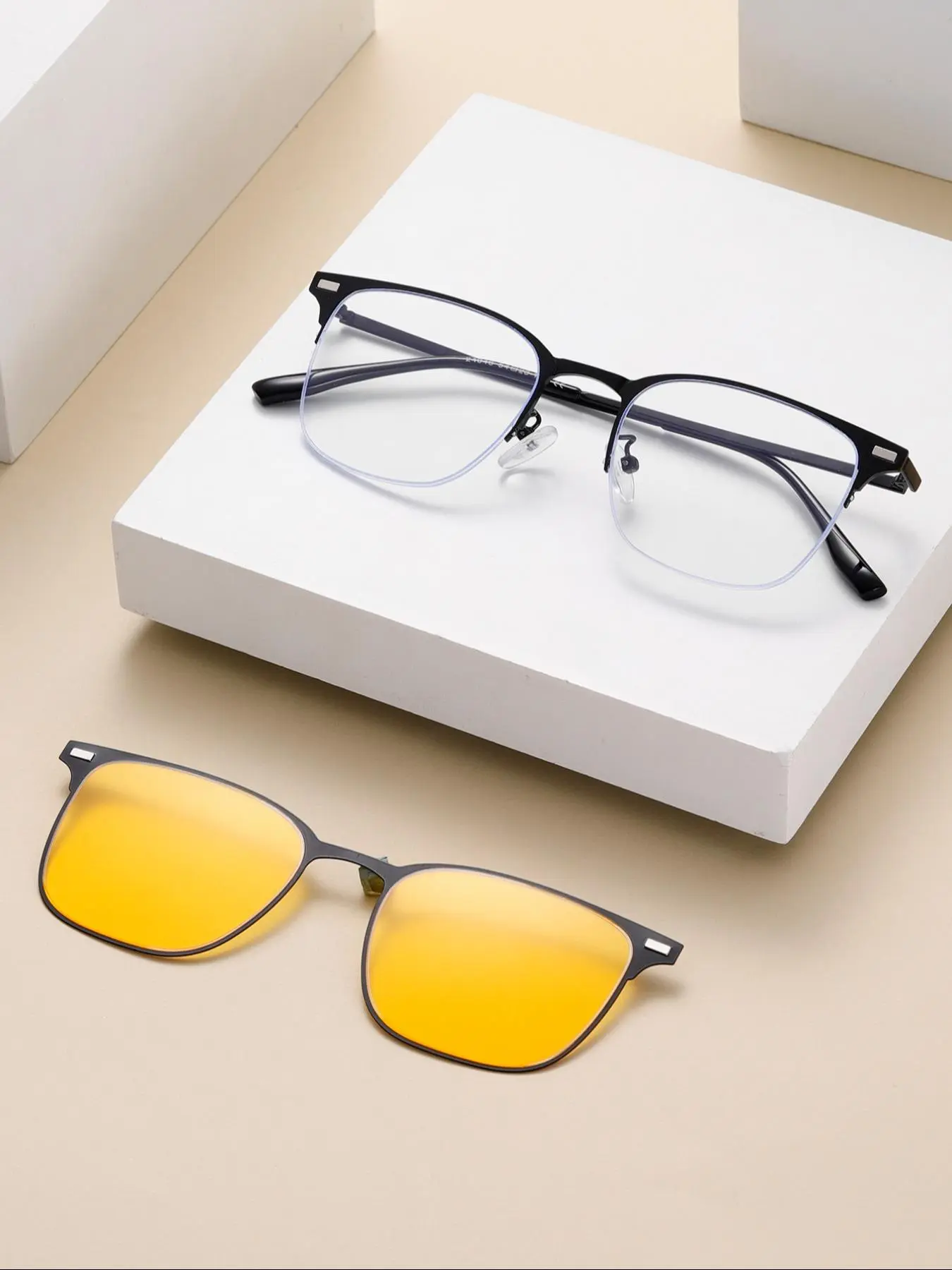 2 in 1 Magnetic Clip on Sunglasses, Trendy Polarized Sunglasses for Everyday Use, Fashion Accessories for Outdoor Activities