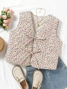 A women's patterned Fitted vest with elegant temperament and fashionable commuting Casual style, suitable for parties, indoor and outdoor wear, Floral