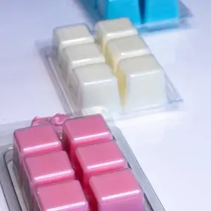 Highly fragrant wax cubes