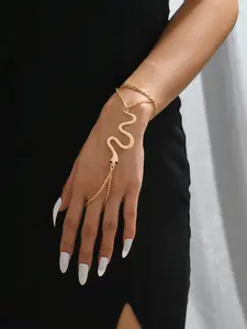 Cool Snake Shape Wind Standalone Snakeskin Finger Bracelet Ring Chain, Unique Design Back Hand Jewelry Accessory, Alloy Bracelet, Snake Pattern Bracelet, All Seasons Bracelet, Durable Bracelet