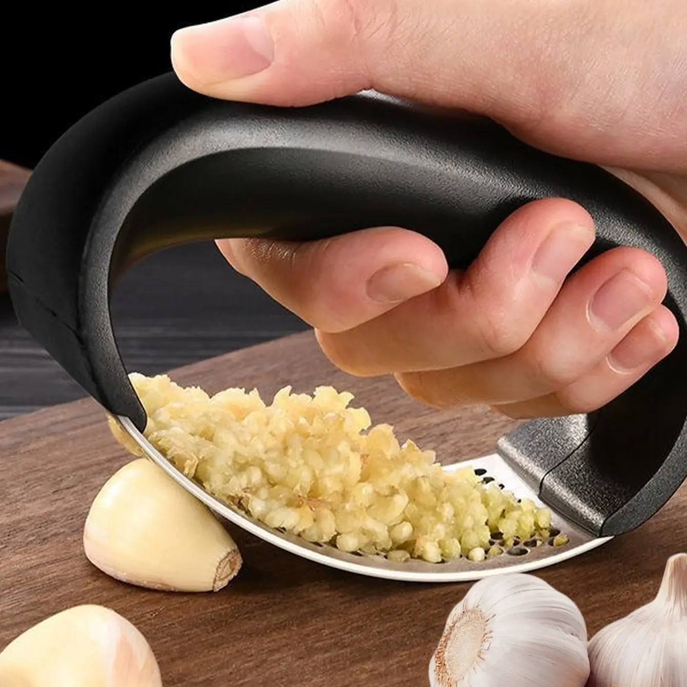 1 Piece, Stainless Steel Garlic Press, Easy Clean Garlic Crusher, Kitchen Gadget, Utensils, Garlic Mincer, practical kitchen tool, kitchen small tool, Cooking Tools, Kitchen Utensils Gadgets