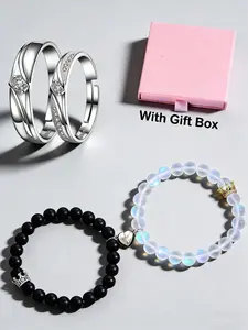 4pcs Couple Matching Bracelets - Silvery Rings, Matching Beaded Bracelets Black/White Bead with Crown Charm, Magnetic Heart Clasp, Included Pink Gift Box, Ideal Anniversary Couple Gift