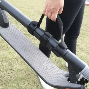 Universal Electric Scooter Handle Strap, Durable Nylon Hand Carrying Strap Compatibility for Xiao Mi M365 Pro 1S Pro2 Essential Ninebot G30 G30D Foldable Electric Scooter, Portable Pick-Up Assist Strap Carrier for Scooters, Accessory