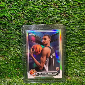 2023-24 Topps Chrome Victor Wembanyama #1 Silver Refractor Rookie RC Spurs - Sports Trading Cards