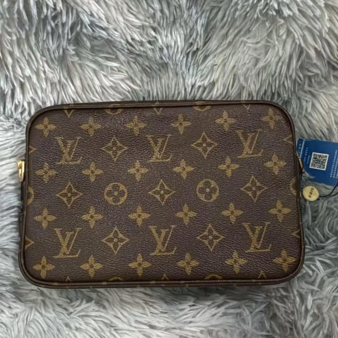Pre-owned Louis Vuitton Authentic Monogram 23cm Toiletry Pouch Vintage Vanity Bag, Travel Beauty Bag, Repaired Designer Organizer for Travel, Toiletry Bags