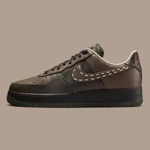 Nike Air Force 1 07 Men's Shoes, Brown/Olive Leather, Stitched Swoosh, Casual Air Force One Sneakers for Streetwear IQ1122-320