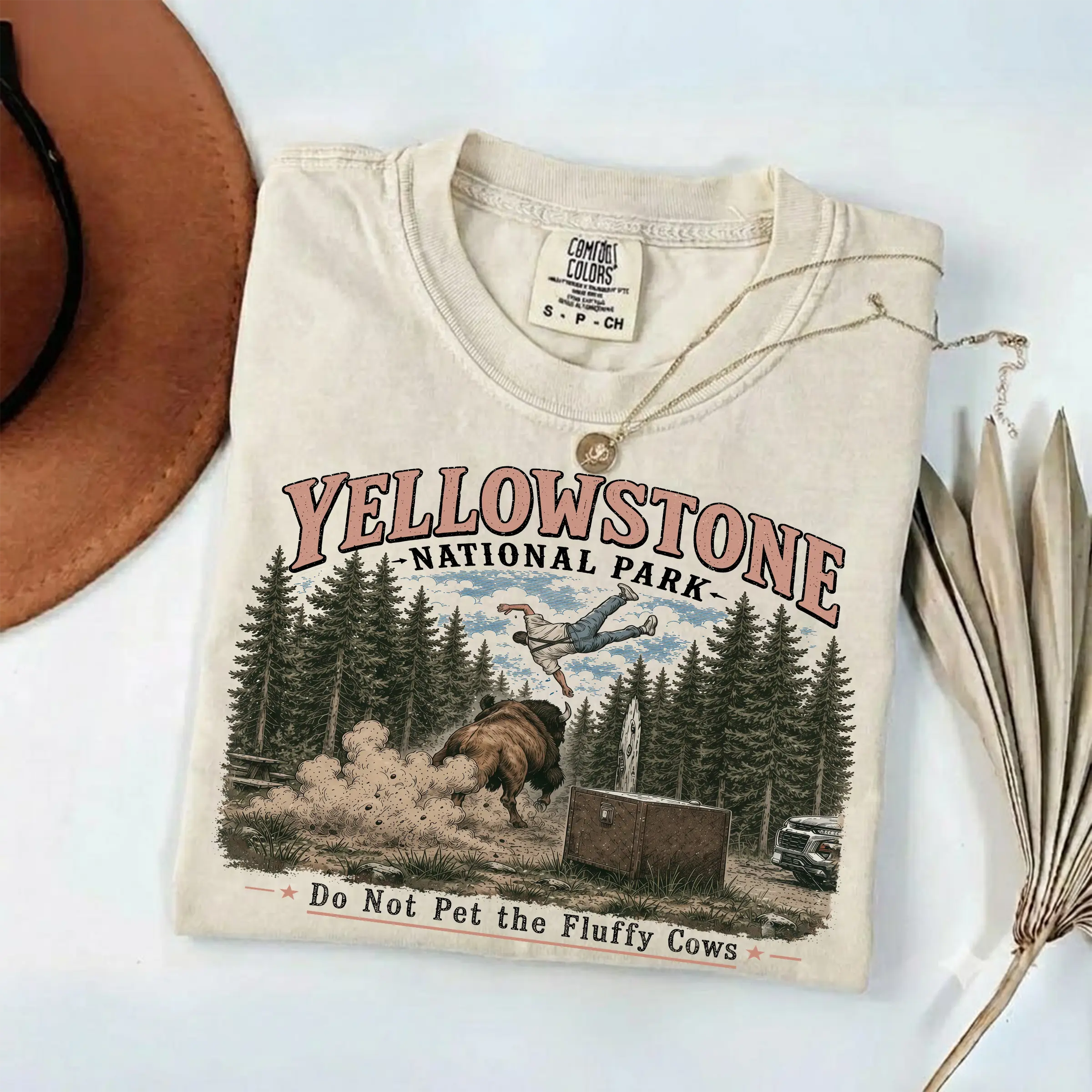 [Comffort Colors] Do Not Pet The Fluffy Cows T-shirt, Yellowstone National Park Shirt, Family Trip Outfit, Matching Camp Tees, Vacation Gifts, Made In USA