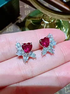1 Pair Luxury Cubic Zirconia Heart Stud Earrings For Women For Mother's Day Gift Party Jewelry