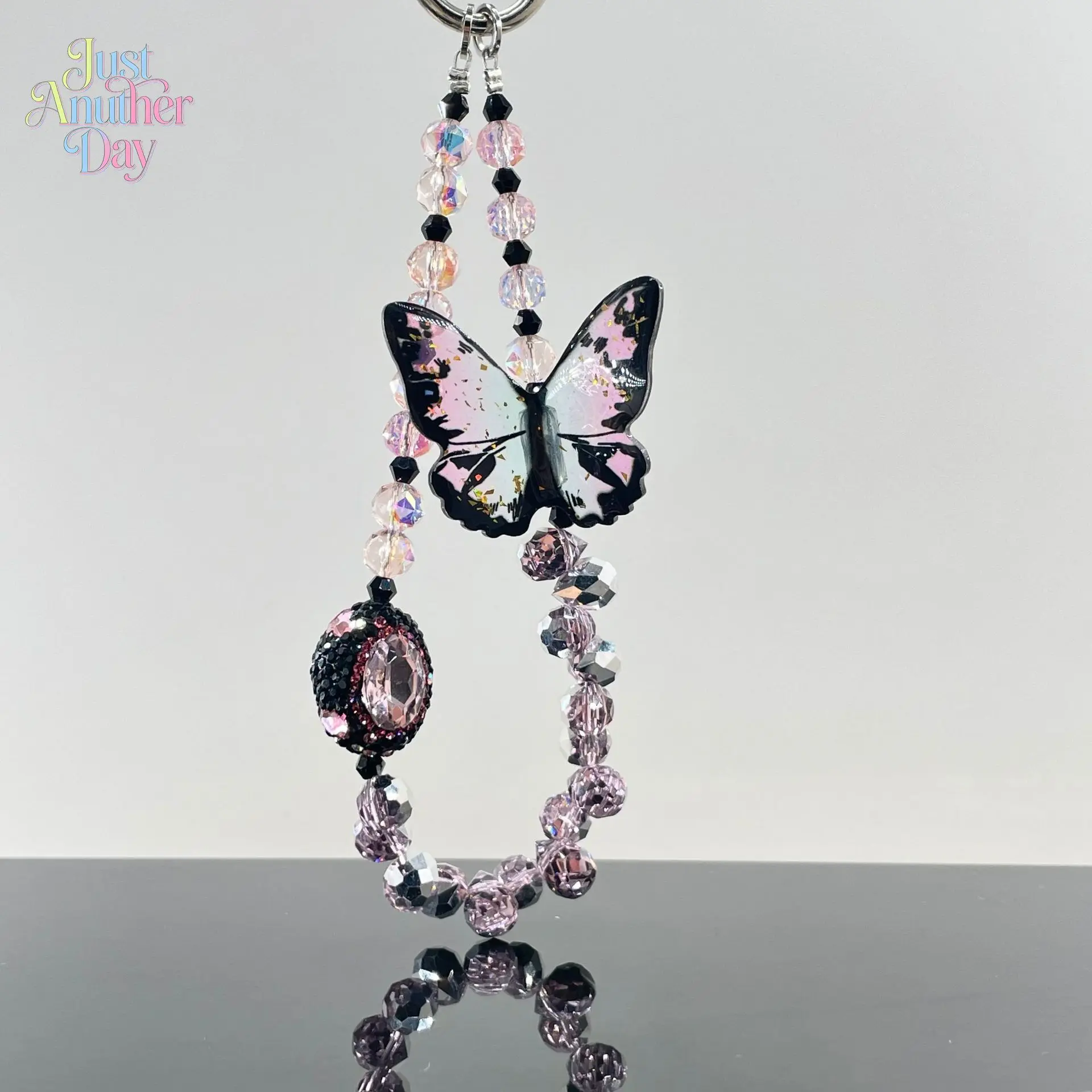Handmade Pink & Black Butterfly Beaded Phone Chain, Luxury Crystal Bead Strap with Rhinestone Accents, Y2K & Sweet Cool Style Lanyard for Phones, Bags & Keys