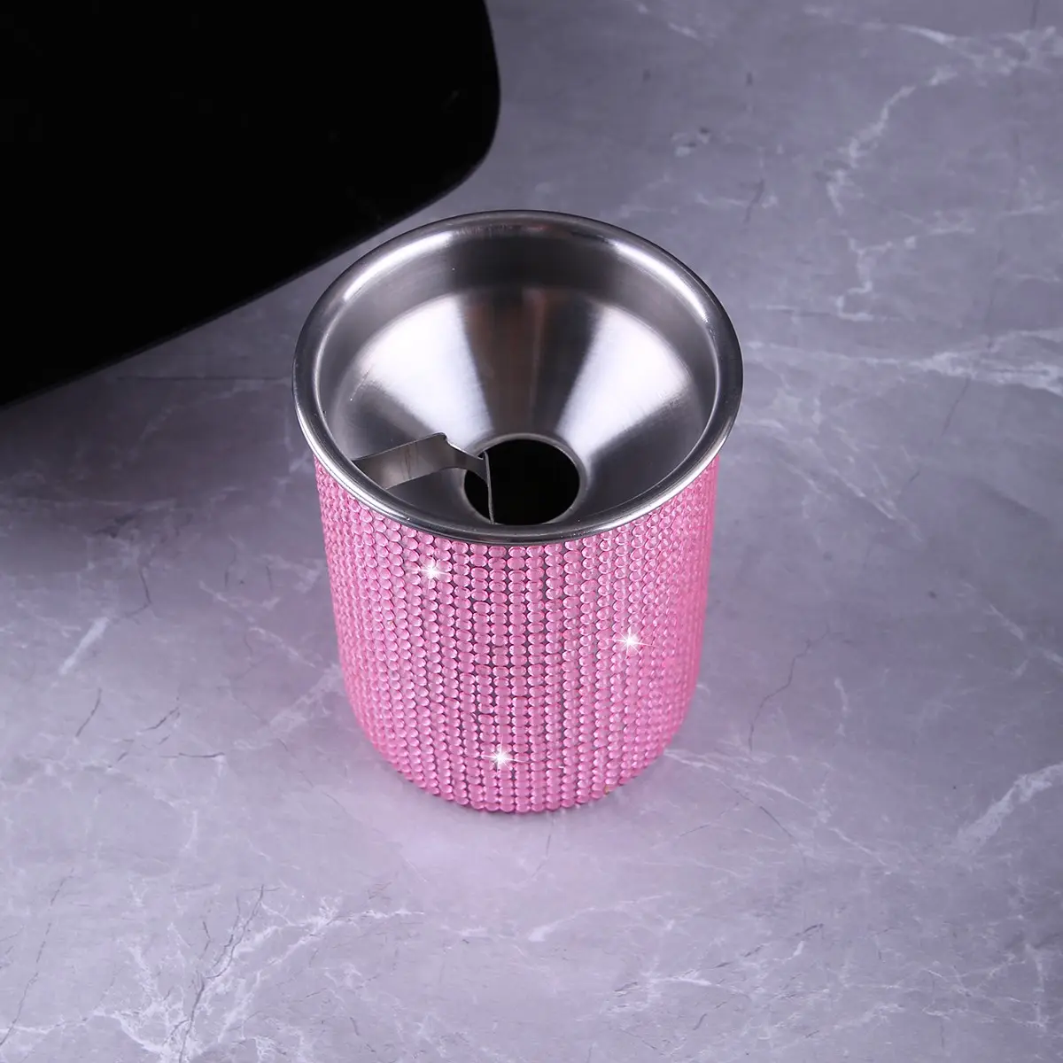 Stainless Steel Ashtray with Rhinestones, Shiny Anti-Flying Cigarette Ash Holder, Office Home Use, Durable and Stylish Design, Living Room Decor