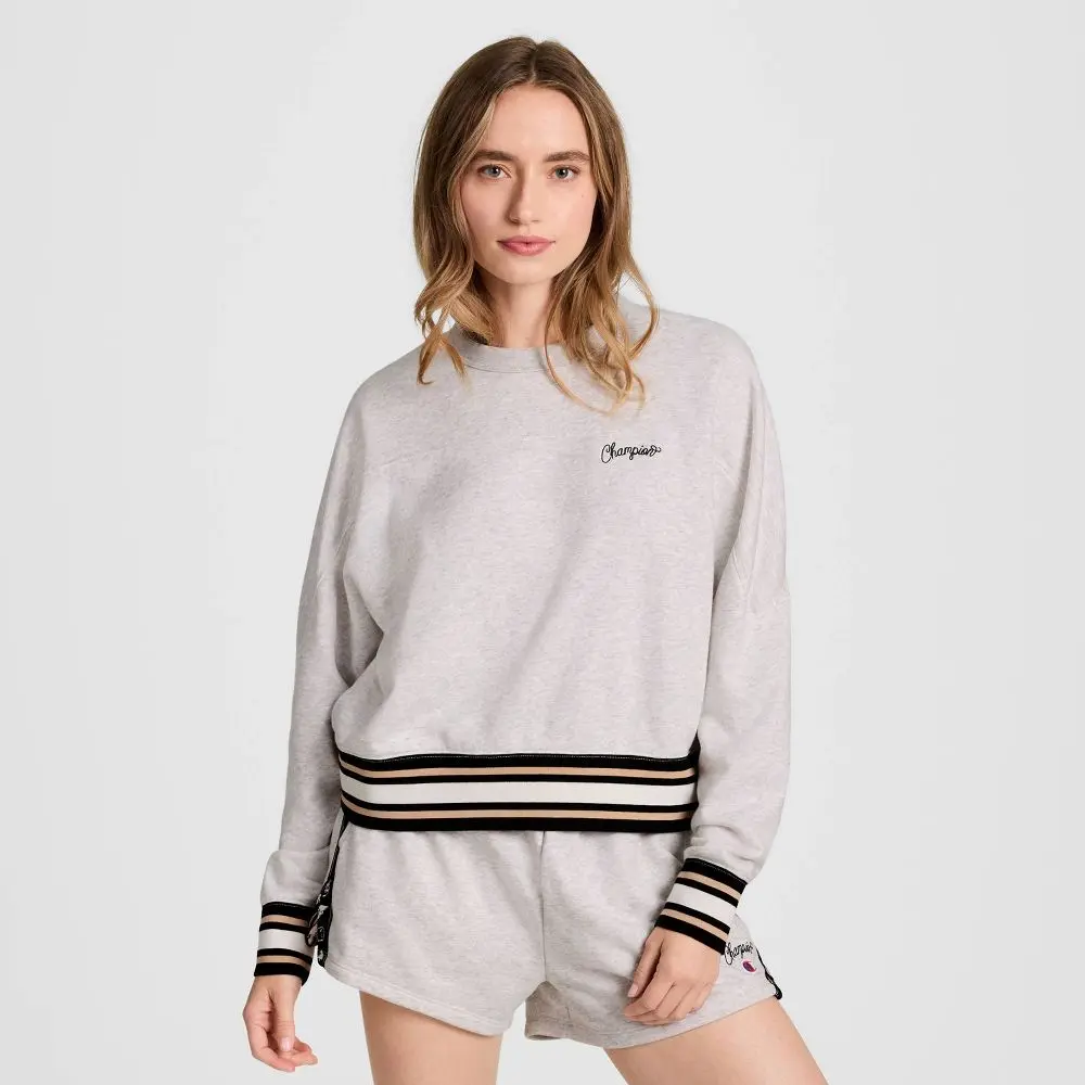 Champion Women's Round Neck Graphic Cotton French Terry Fabric Sweatshirt, Casual Tops for Daily Wear