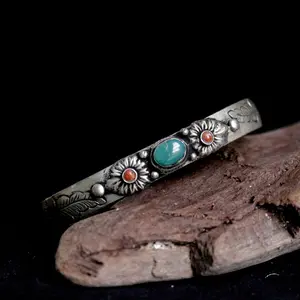 Turquoise Cuff Bracelet - Elegant Design with Turquoise Color and Adjustable Fit for Versatile Wear