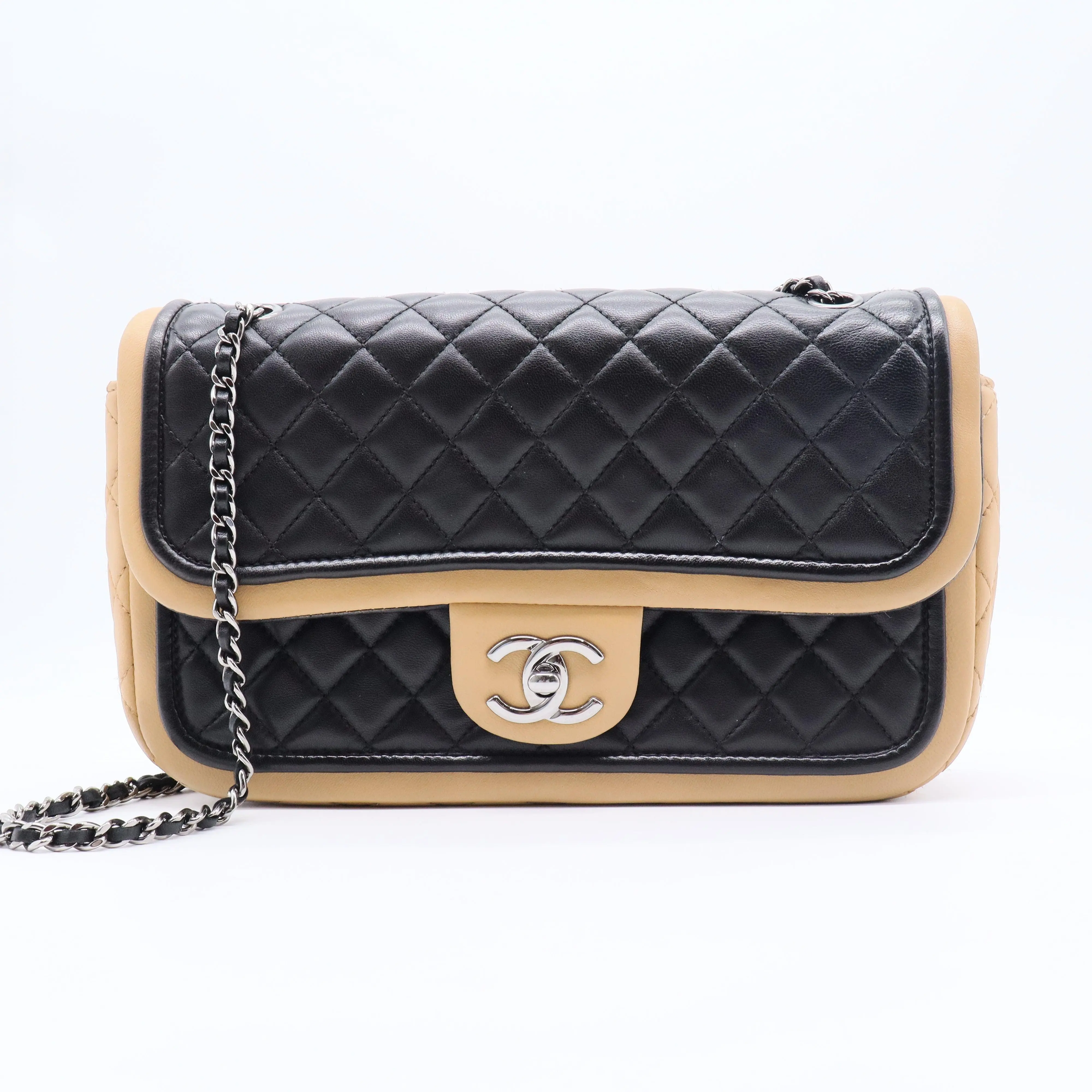 Pre-owned CHANEL Leather Crossbody Bags Jumbo Twist Flap Bag