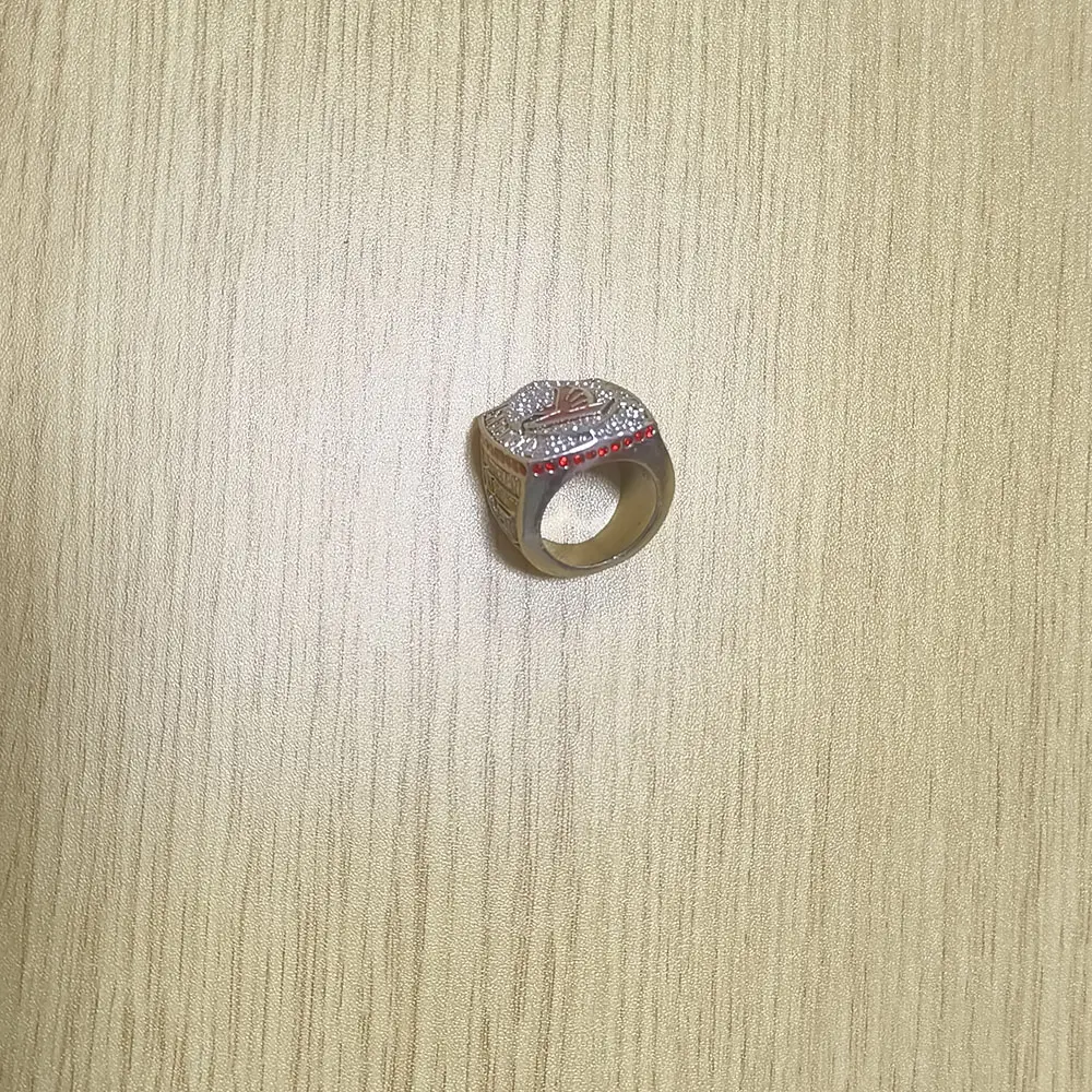 l-y 2 ring and box Jewelry, rings, competition rings, prizes, souvenirs