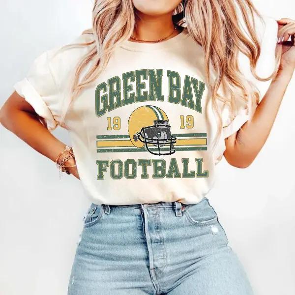 Green Bay Football Men's T-Shirt, Green Bay Women's Gift, Vintage Football Gifts