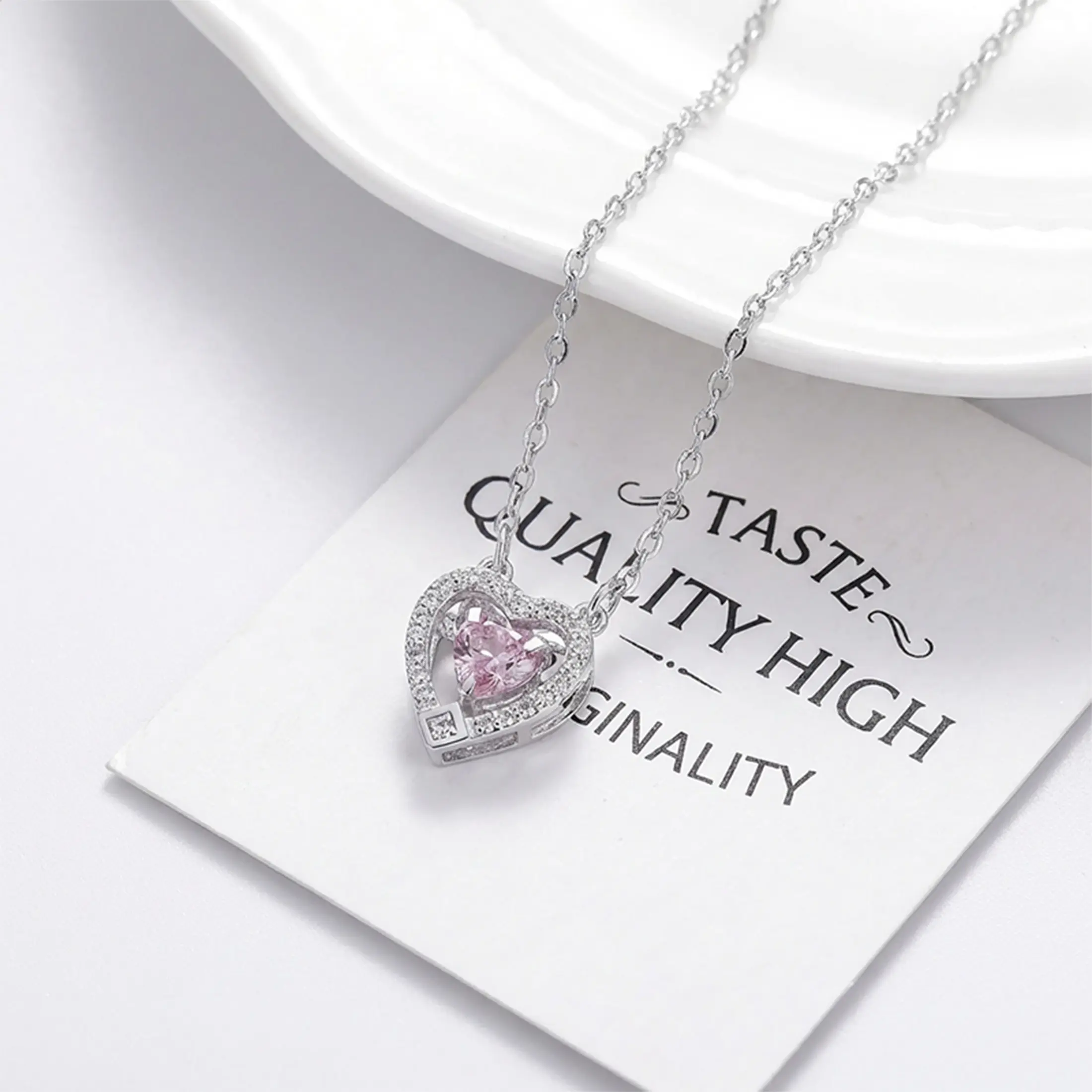 Women's Necklace - Rose Gold Necklace with Pink Crystal Four-Leaf Clover | Elegant and Subtle Collarbone Chain