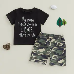 Baby boy's two-piece set of "My mom thinks she's a master" - fun slogan T-shirt and camouflage shorts set, children's summer casual two-piece set (0-5 years old)