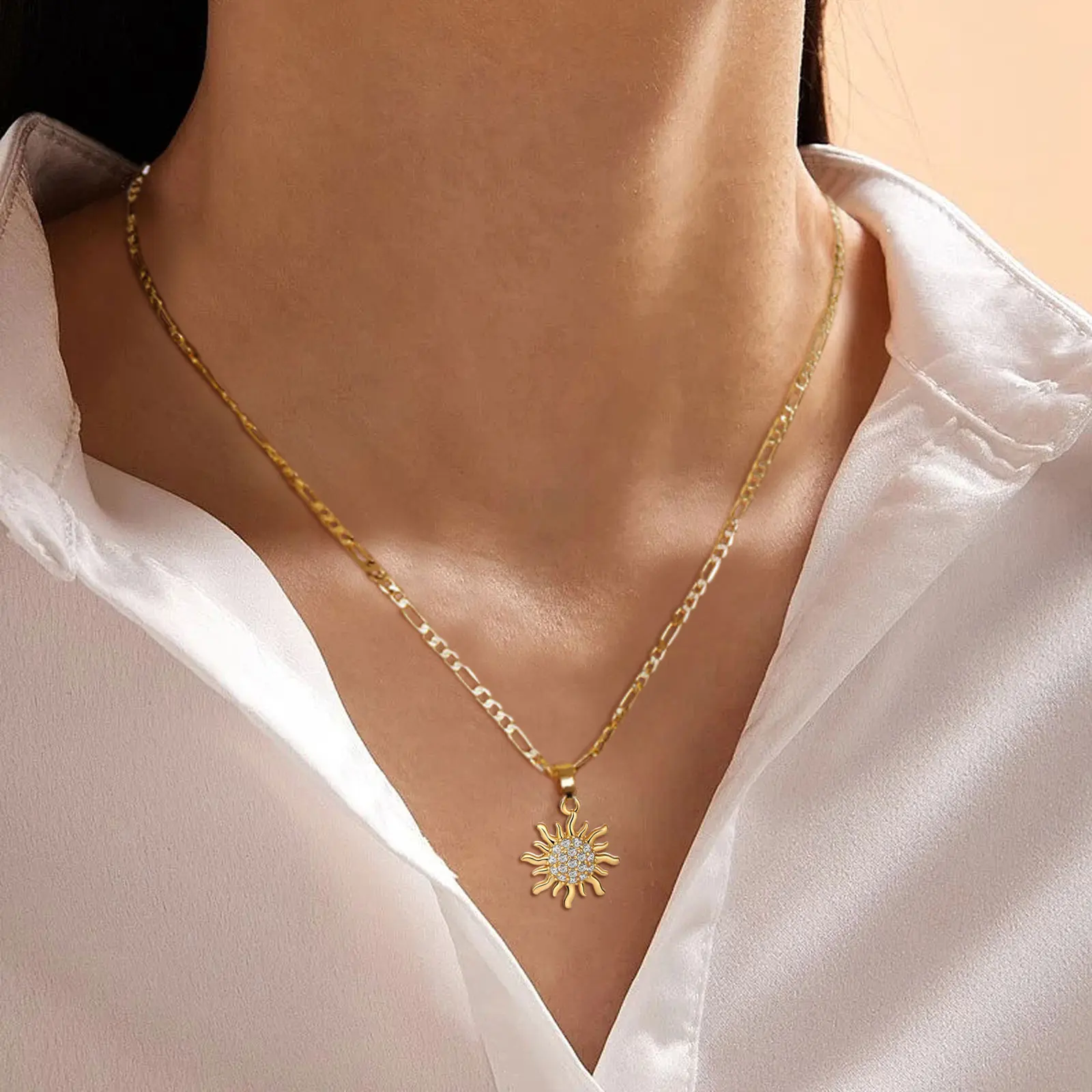 PVOOVI Gold Necklaces for Women Dainty 14K Gold Plated Circle Sun Chunty Necklace Simple Choker Long Necklaces Jewelry Gift Trendy for Women