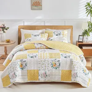 2 Pieces Floral Patchwork Quilt Set Twin, Yellow and White Flowers Design, Soft and Cozy Microfiber Quilt, Bedspread Bed Cover for All Season, 1 Quilt and 1 Pillow Sham, 68x86 inches
