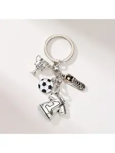 1pc of Football Keychain, 3D Sneaker Trophy Keychain Pendant, a Gift for Football Enthusiasts