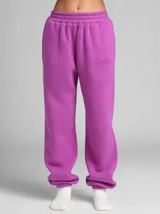 Comfrt | Oversized Minimalist Sweatpants