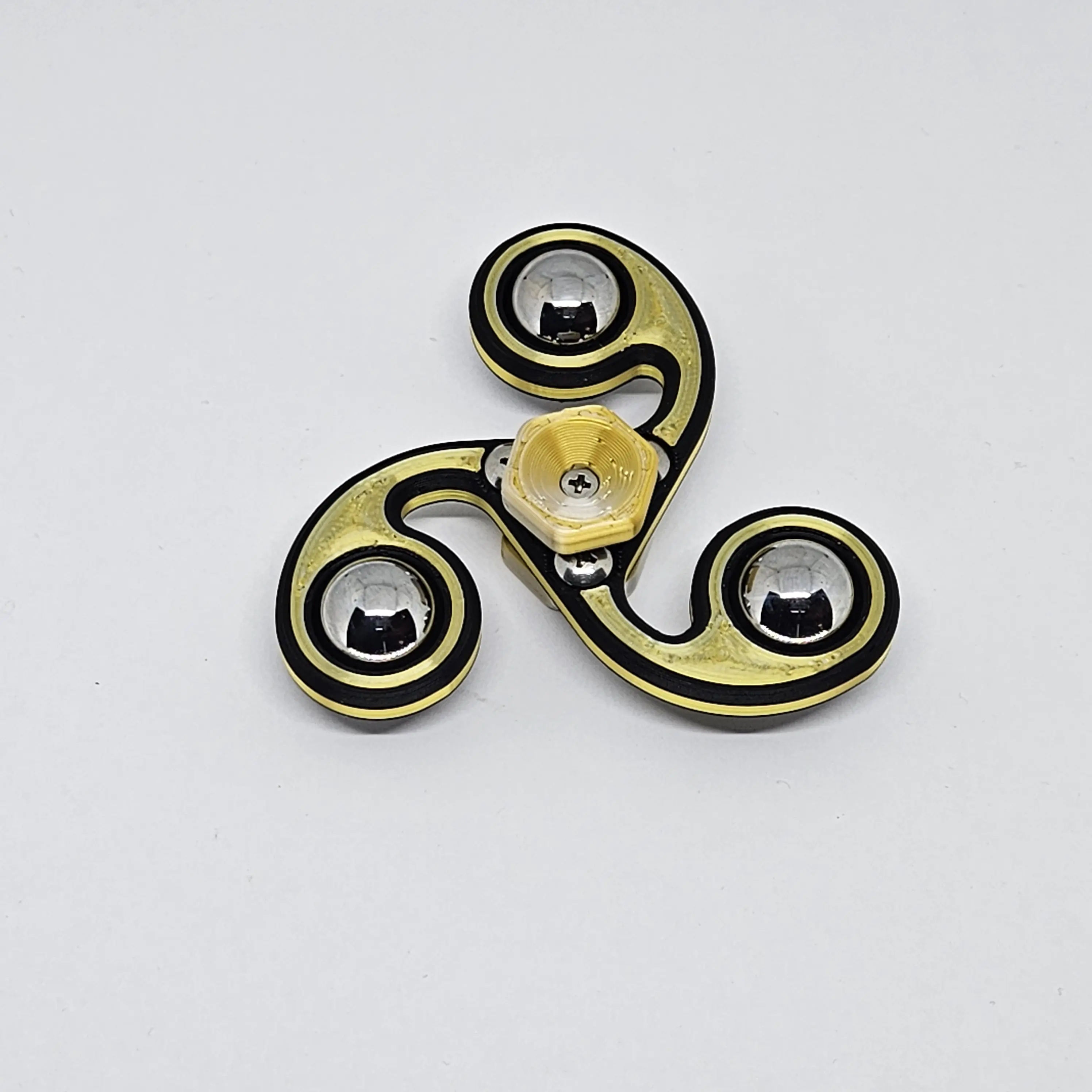 MrSpinner -Twisted Black and Gold 625 Fidget Spinner R188