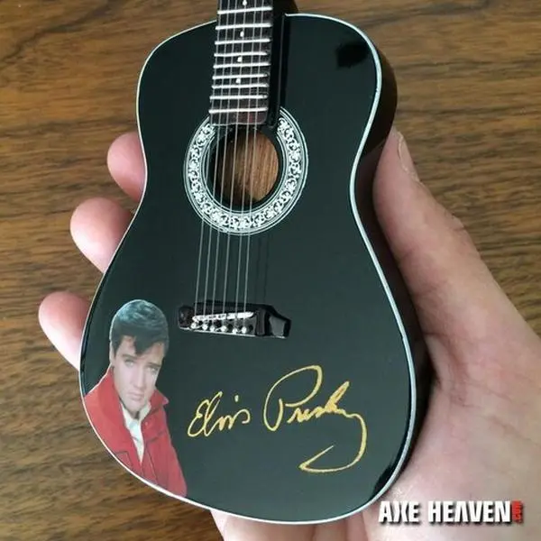 Axe Heaven -Elvis Presley Gold Signature Black Acoustic Mini Guitar Replica Collectible  [Collectible Figurine/Statue/Bust] figurine/statue, Collectible