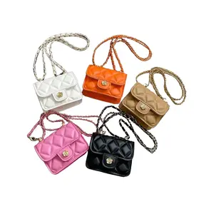 1pc Versatile Stylish Retro  Small Square  Mini  Fashion Chain Shoulder   Popular Texture Diamond Chain Lipstick Shoulder  Small  Mini Dopamine Style Solid Color Hand-Held  Small  durable school bag back to kids book crossbody Floral Diaper rolling