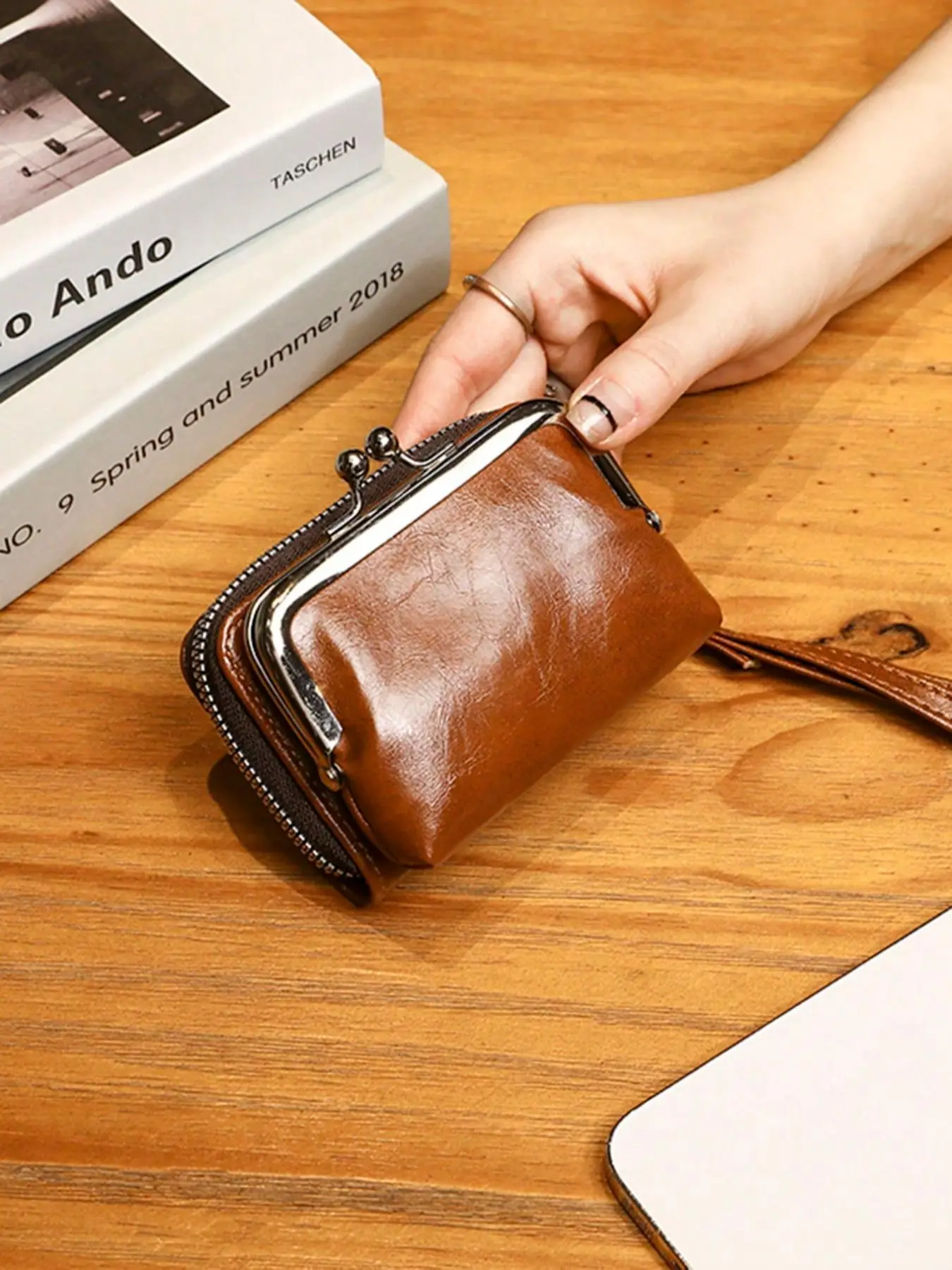 Women's Solid Color Zipper Coin Purse, Fashionable Small Wallet for Daily Use, Retro Oil Wax Leather Small Bag for Women & Girls for Gifts
