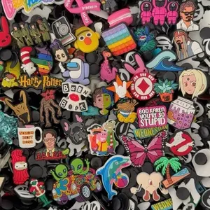 10 PACK OF RANDOM ASSORTED SHOE CHARMS
